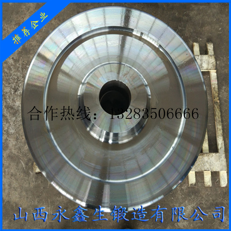 60鋼鏈斗卸車機(jī)車輪鍛件