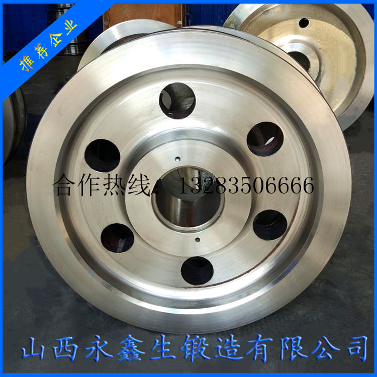 鐵水稱(chēng)重車(chē)輪鍛件