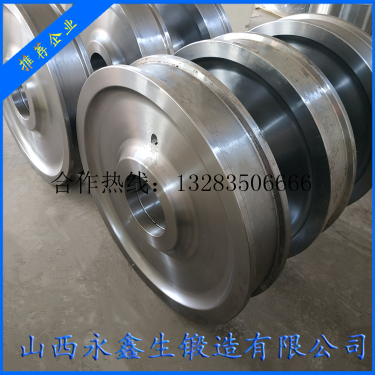 廢鋼料藍(lán)車輪鍛件