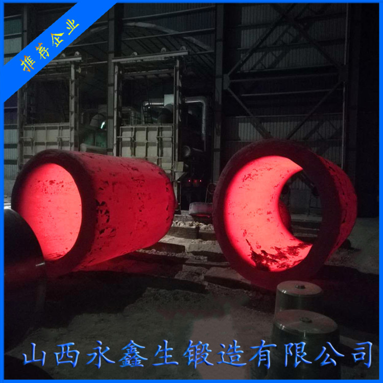 重質(zhì)油分離器入孔筒節(jié)DN1300