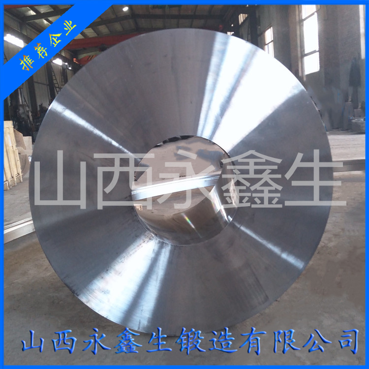 鍛造大型剪切轉(zhuǎn)彎機(jī)油缸鍛件